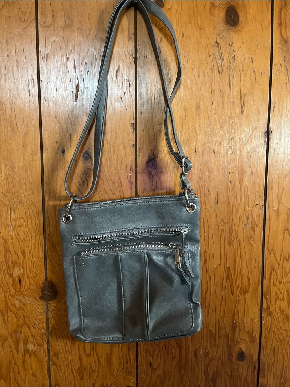 Classic Gray Crossbody Bag with Front Pockets